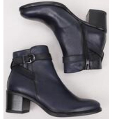 Dorking - Fluchos D9094 - Black - D9094$SUNB.02DO Dorking - Fluchos D9094 - Black - D9094$SUNB.02DO