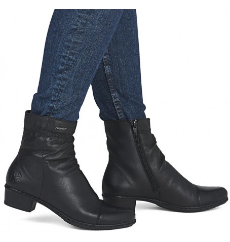 Rieker Y0773-00 - Noir - Y0773$00.02R